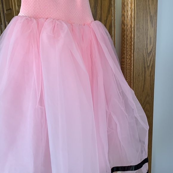 EUC BLACK VELVET, PINK SEQUINS AND TULLE WITH BLACK SATIN BOW TRIM DANCE COSTUME - Picture 10 of 13